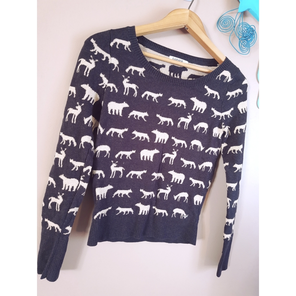 ✨3/$15 Garage | Cozy Animal Print Sweater